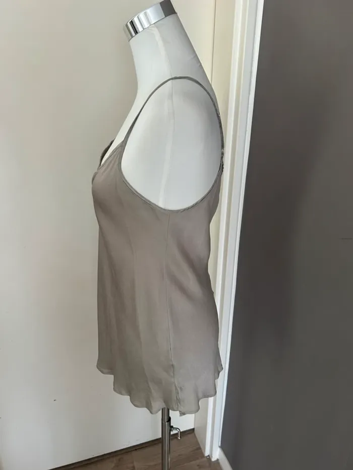 Intimissimi Top en satin de soie avec col en v taille L - photo numéro 2