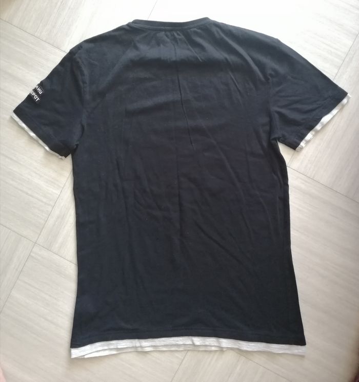 Tee-shirt noir - photo numéro 2