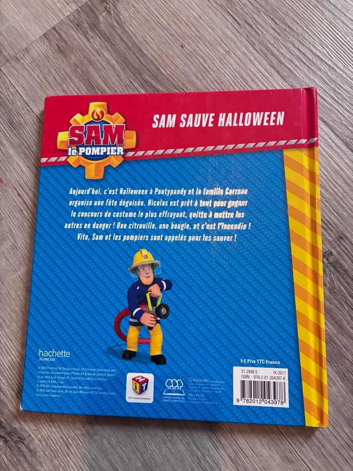 Livre Sam le pompier « Sam sauve Halloween » - photo numéro 2