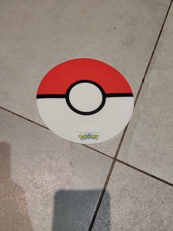 Tapis rond forme de pokeball pokemon pour sourie ou statuette figurine à mettre dessus