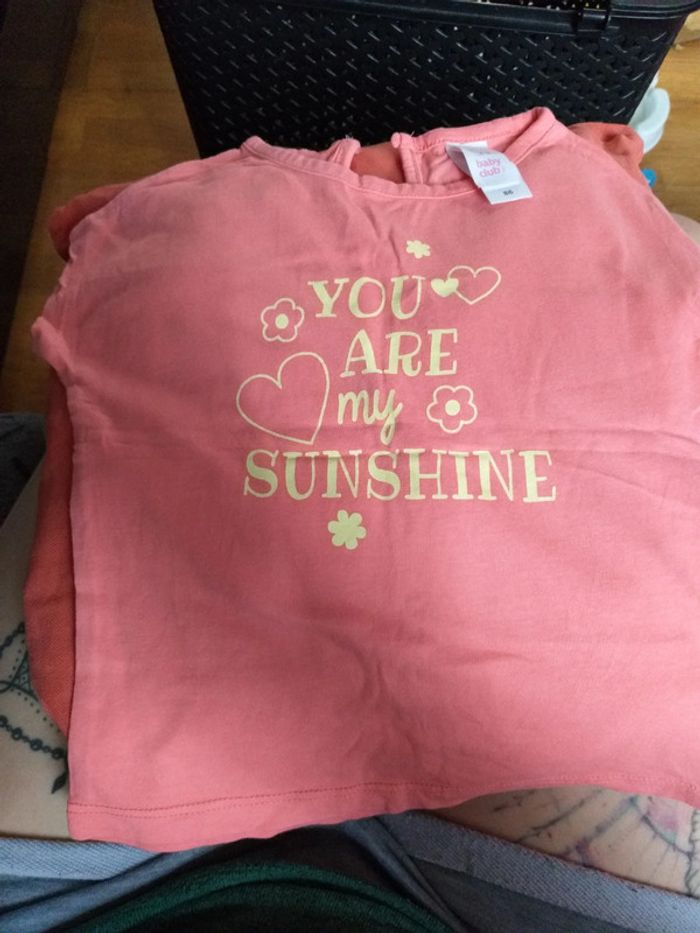 T-shirt taille 86cm c&a - photo numéro 1