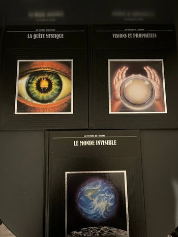 Attention à ne pas mettre entre toutes les mains ! 3 livres ésotériques