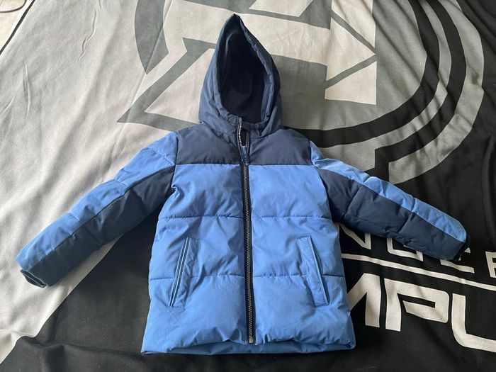 Blouson C&A taille 6 ans
