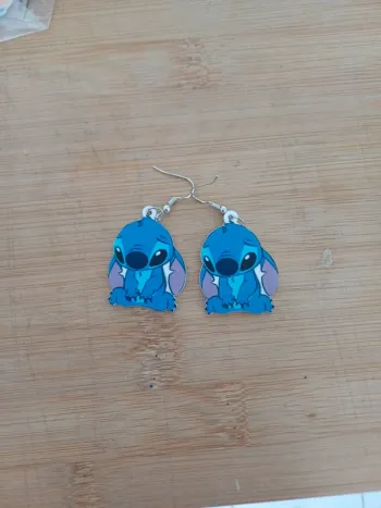 Boucle oreille stirch