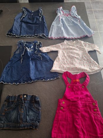 Robes , jupe , salopette fille 3 mois