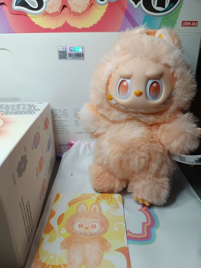 Labubu -popmart- happiness - photo numéro 2