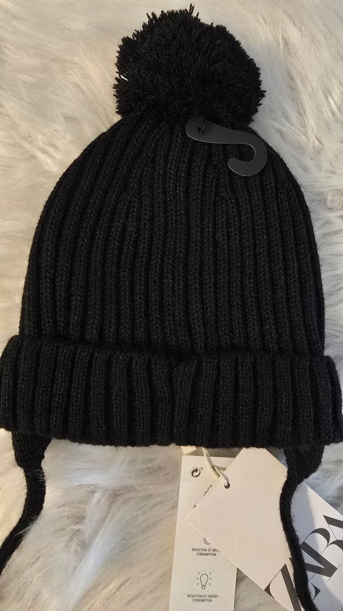 Neufs non portés  bonnet et mouffles unisex 3/5ans - photo numéro 5