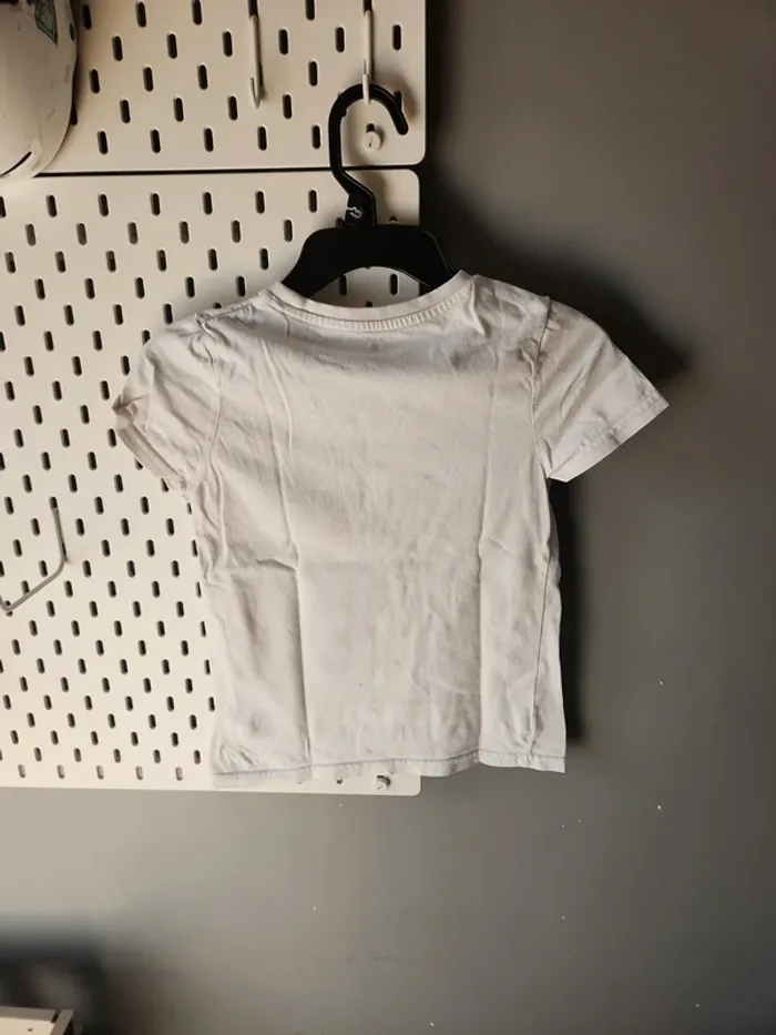 Tshirt MC dinosaures kiabi - photo numéro 2