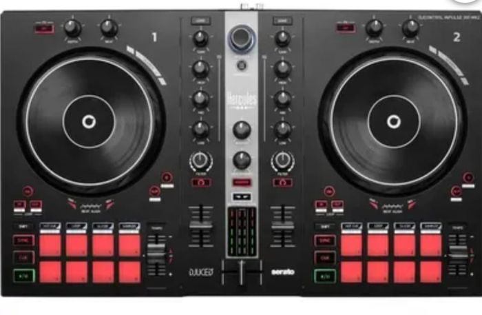 Table de mixage hercule très bonne état avec sa boite - photo numéro 4