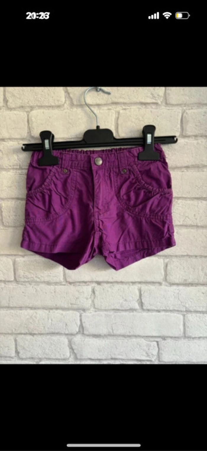 Short H&M taille 2/3 ans