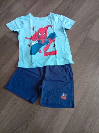 Ensemble de pyjama