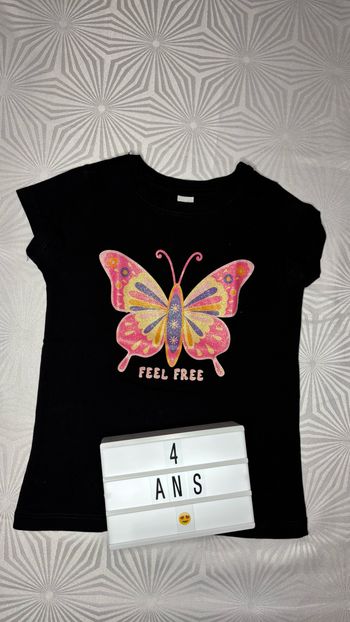 Tee-shirt manches courtes fille 4 ans