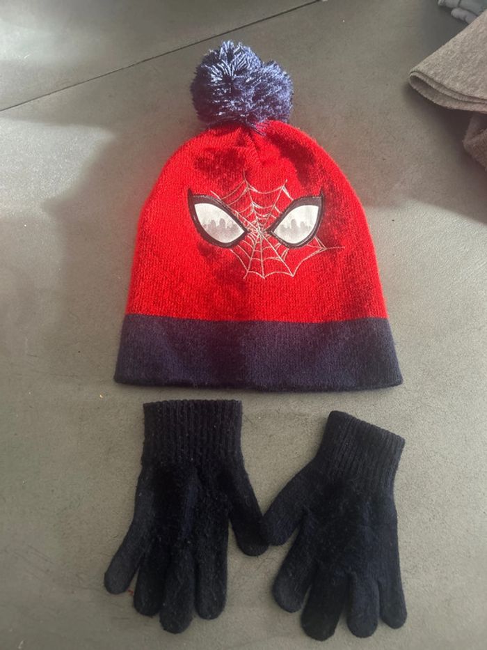 Ensemble bonnet gants