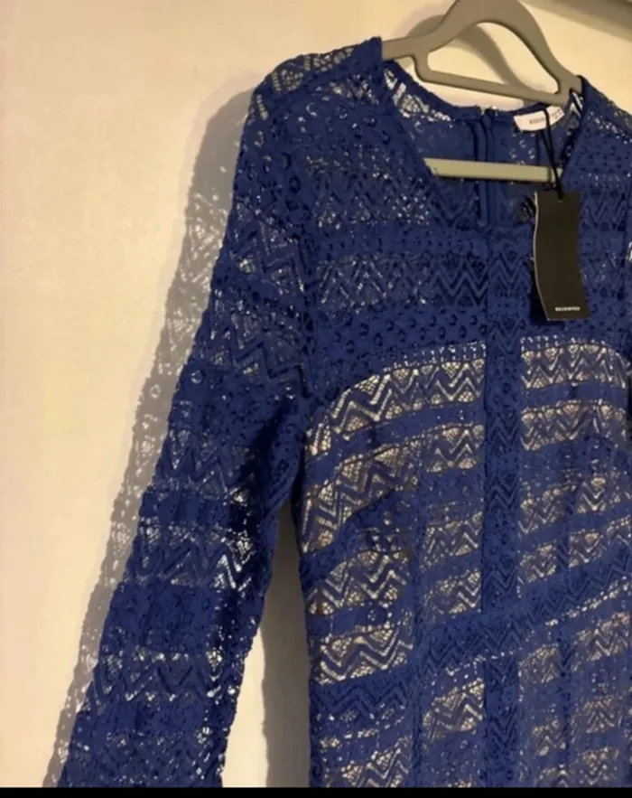 Robe bleue en dentelle Reserved – Taille 40 – Neuve avec étiquette 💙 - photo numéro 8