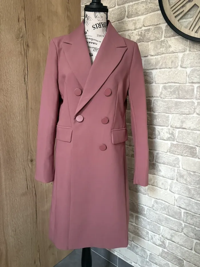 Manteau long rose poudré ( trench/blazer ) taille M
