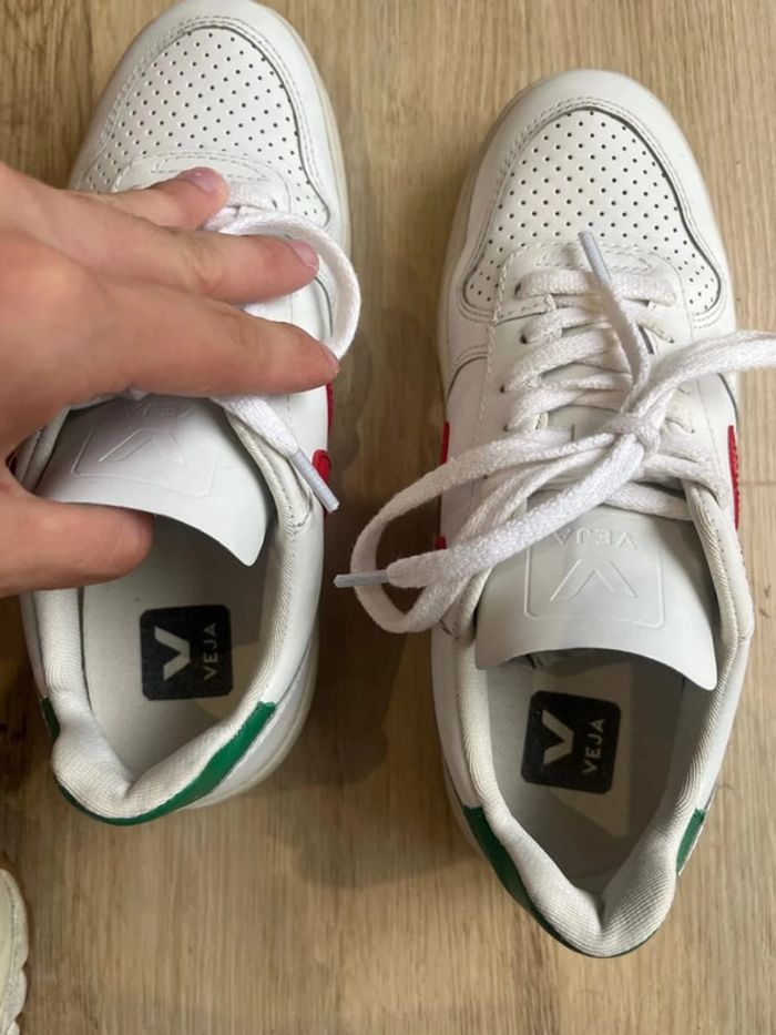 Veja V-10 White Red Green 39 - photo numéro 6