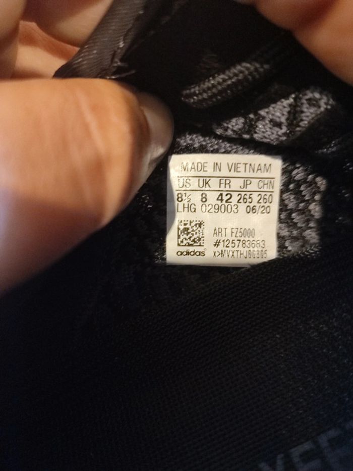Adidas Yeezy 350 V2 carbon ref FZ5000 - photo numéro 4