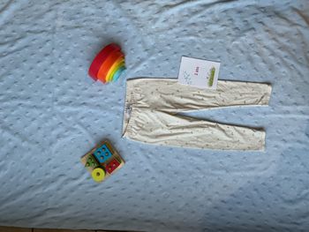 legging taille élastique crème motifs arc en ciel 3/4 ans la halle