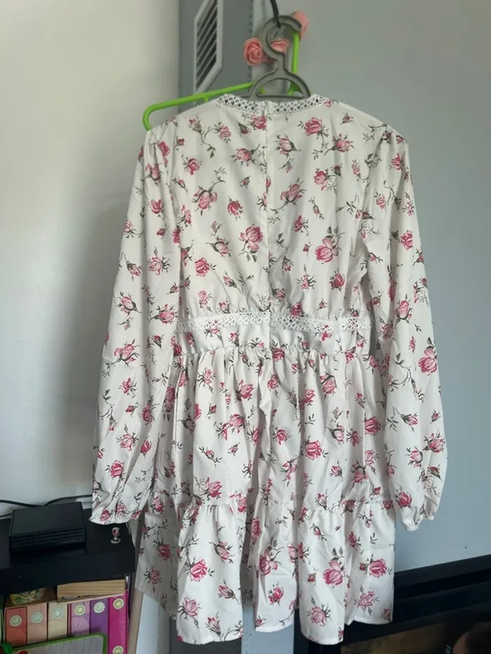 Robe à fleurs - photo numéro 2