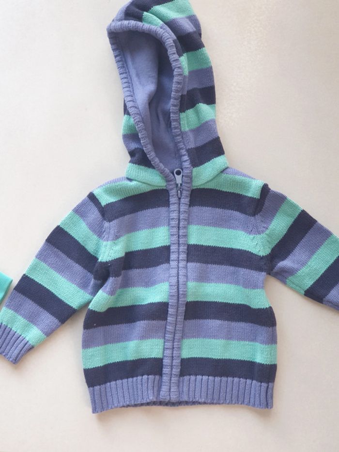 2 GILETS 3 MOIS comme neuf - photo numéro 2