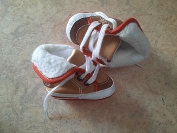 Baskets fourrées bébé