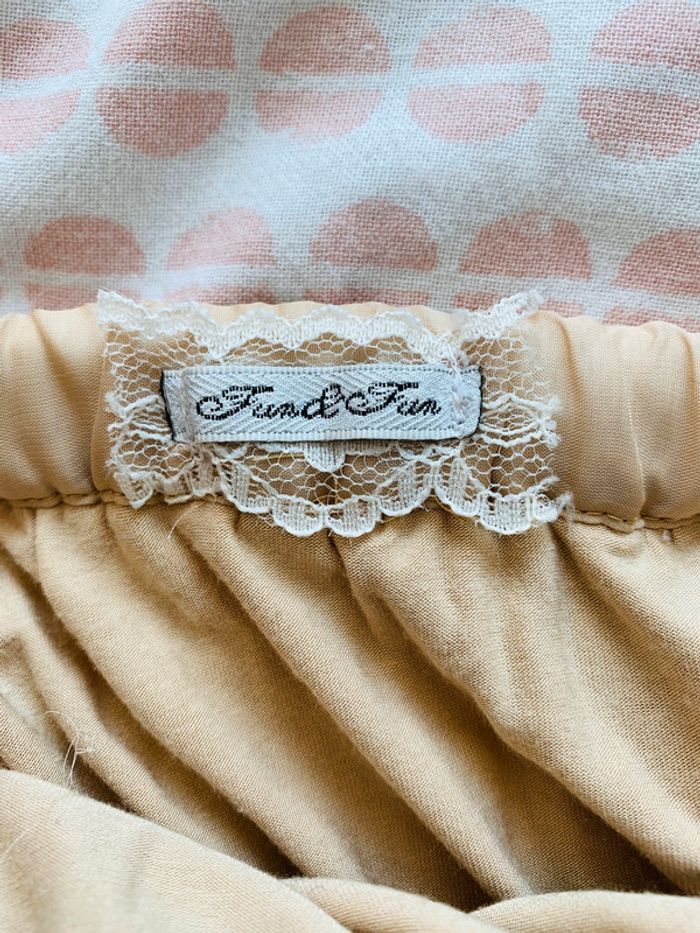 Jupe gaufrée beige T5-6 ans fluide - photo numéro 5