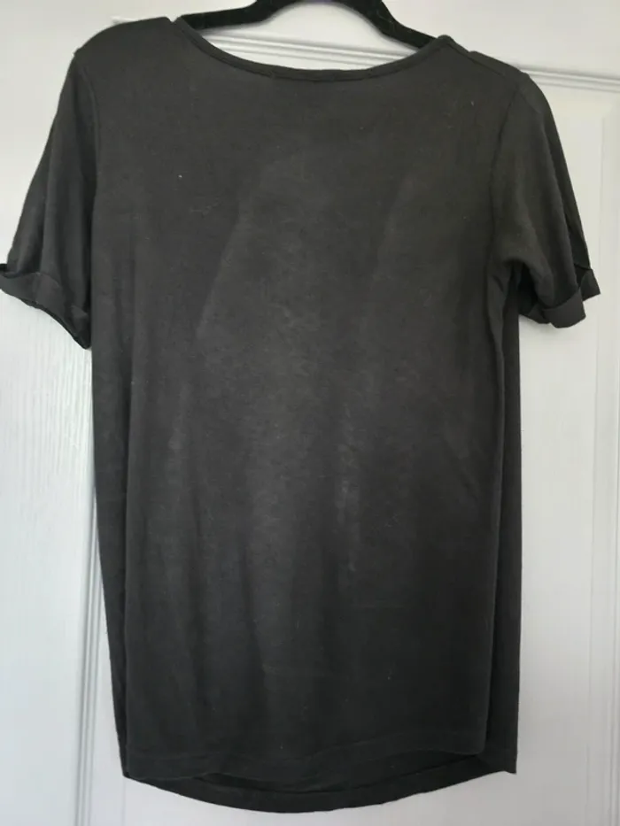 T shirt femme tête de mort noir/doré S Jennyfer - photo numéro 2
