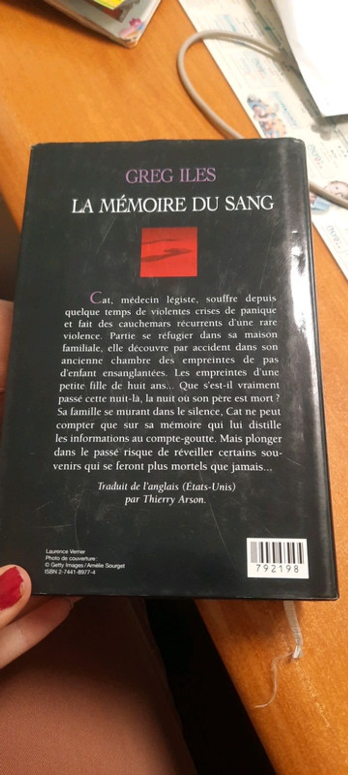 Roman la mémoire du sang - photo numéro 2