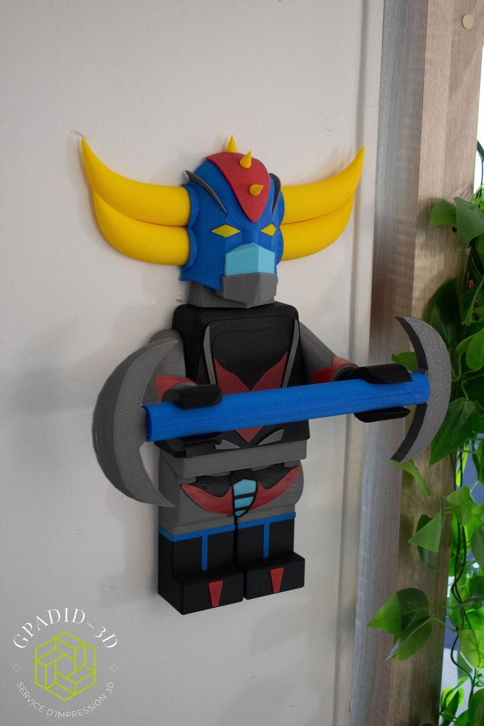 Dévidoir de papier toilette ou simple décoration murale dans un style lego goldorak - photo numéro 2