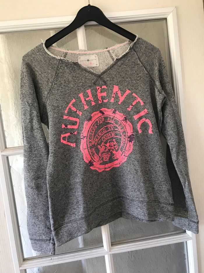 Sweat-shirt Cache-cache