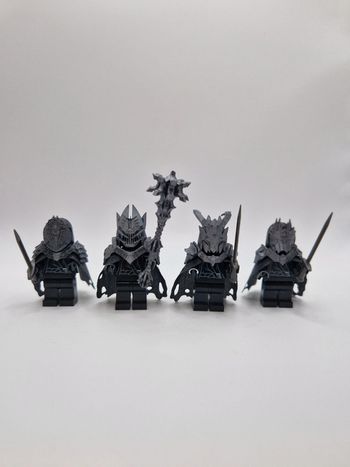 Figurines type lego 4 Nazgul custom 3d résine et peint seigneur des anneaux