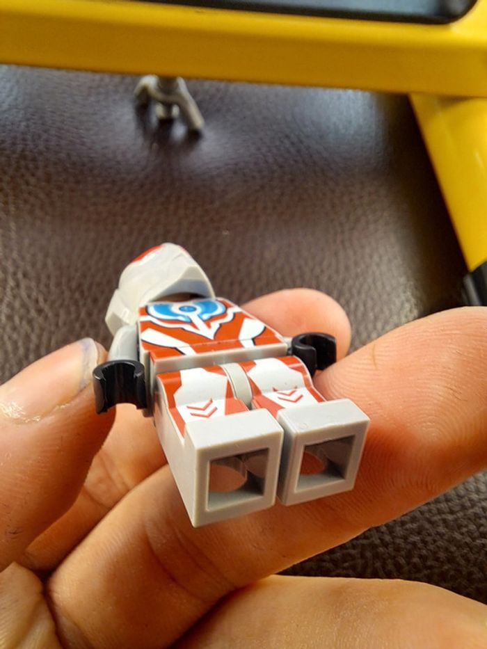 Figurine Lego compatible Ultraman - photo numéro 7