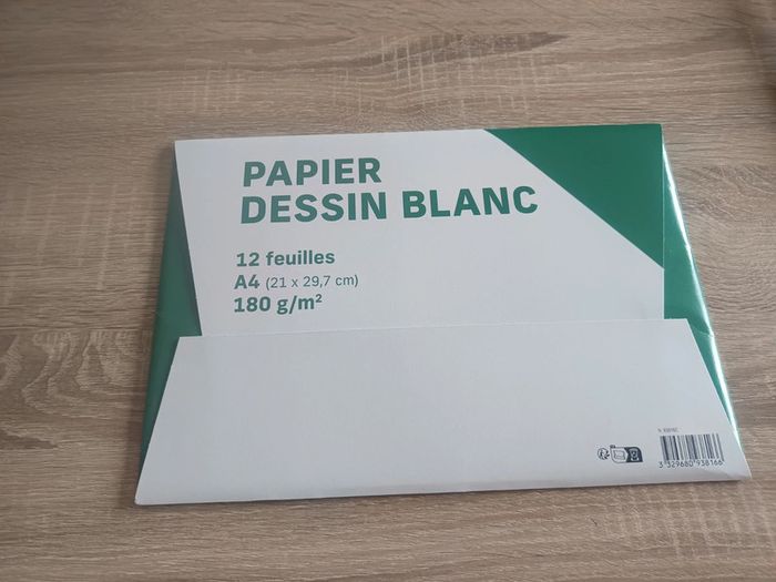 Feuilles de dessin blanc A4 - photo numéro 2