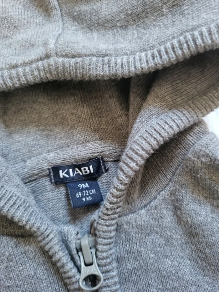 Gilet à capuche 9mois kiabi - photo numéro 2