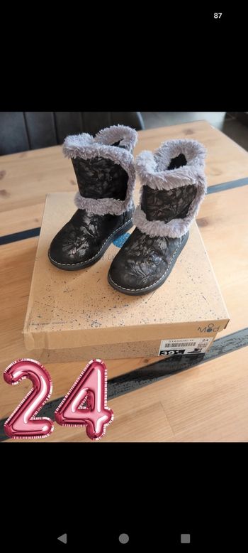 Boots fille pointure 24