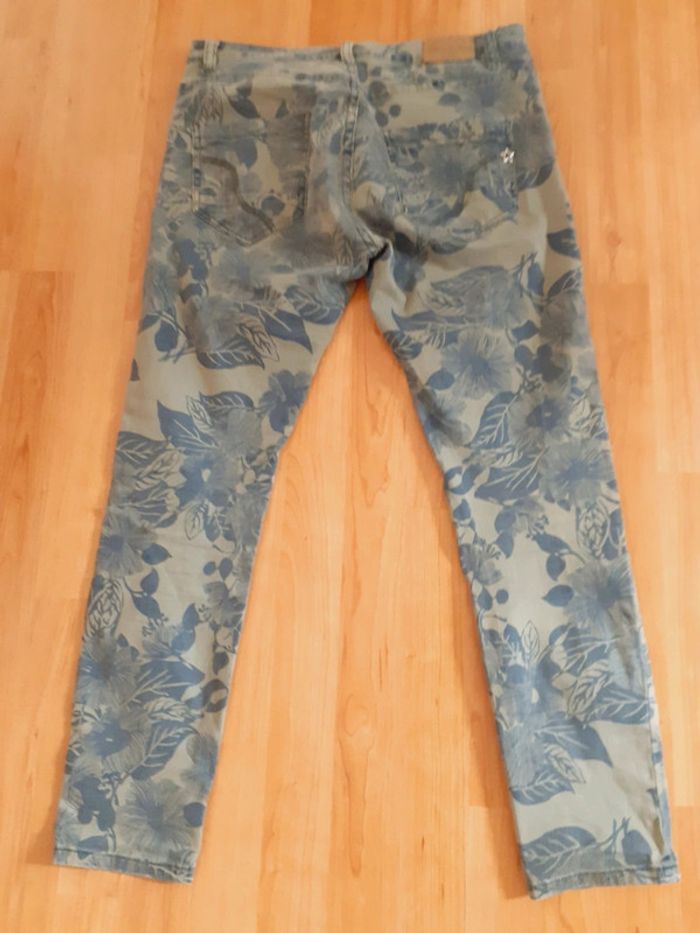Pantalon slim fleuri - photo numéro 2