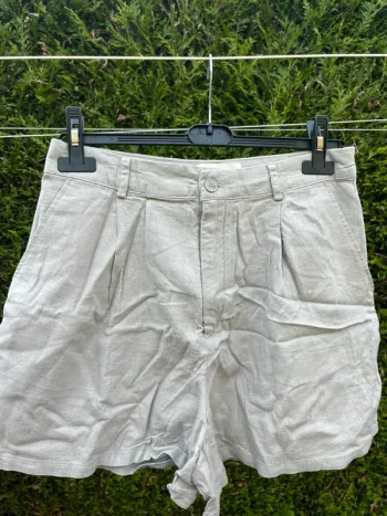 bermuda short en lin pull and bear
