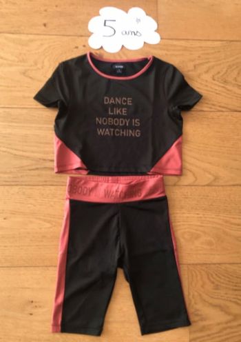 Ensemble assorti sport fille 2 pièces kiabi 5 ans