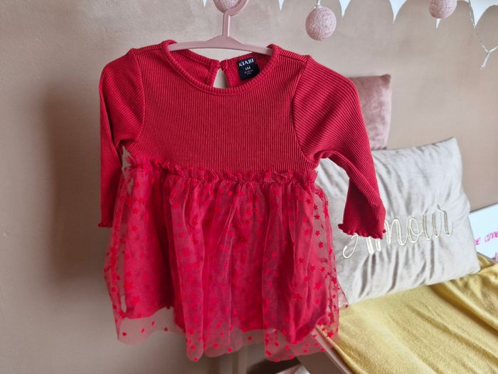 Robe rouge festive