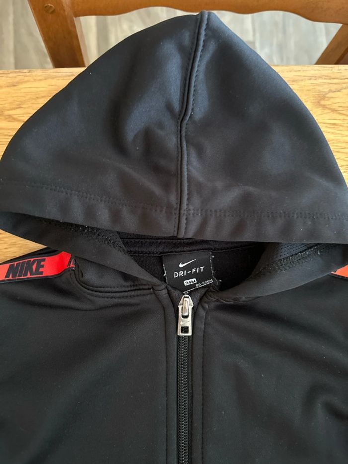 Ensemble Nike dry fit 24 mois - photo numéro 4