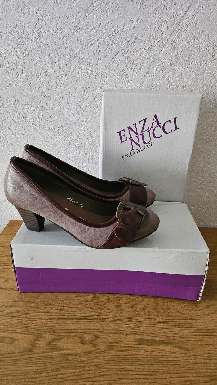 Belles chaussures à talons neuves pointure 36 - photo numéro 2