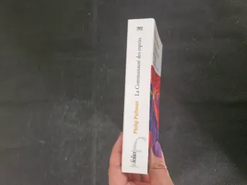 La Trilogie De La Poussière Tome 2 - La Communauté Des Esprits - Philip Pullman