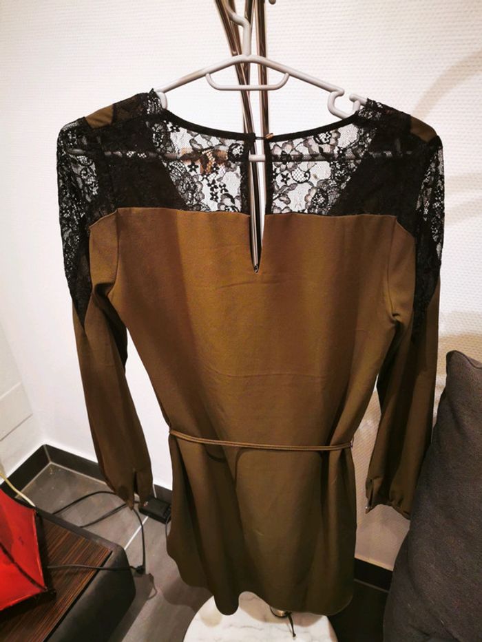 Tunique kaki taille S avec dentelle - photo numéro 2