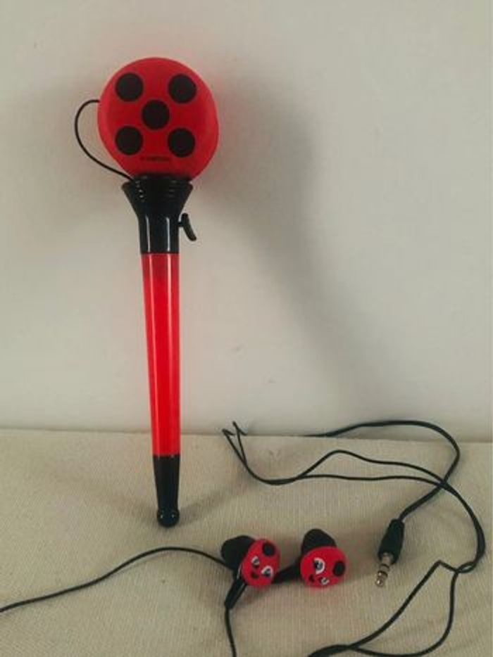 Stylo yoyo miraculous + écouteurs tiki