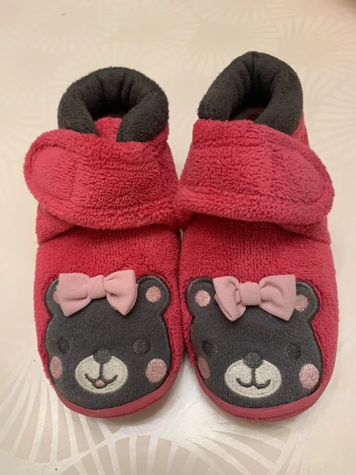 Chaussons fille 20
