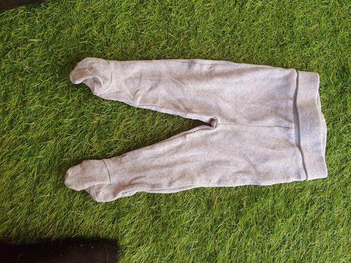 Lot bas pijama avec pied et bas pour tenue - photo numéro 9