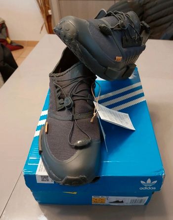 Baskets NMD R1 TR neuves 41 1/3