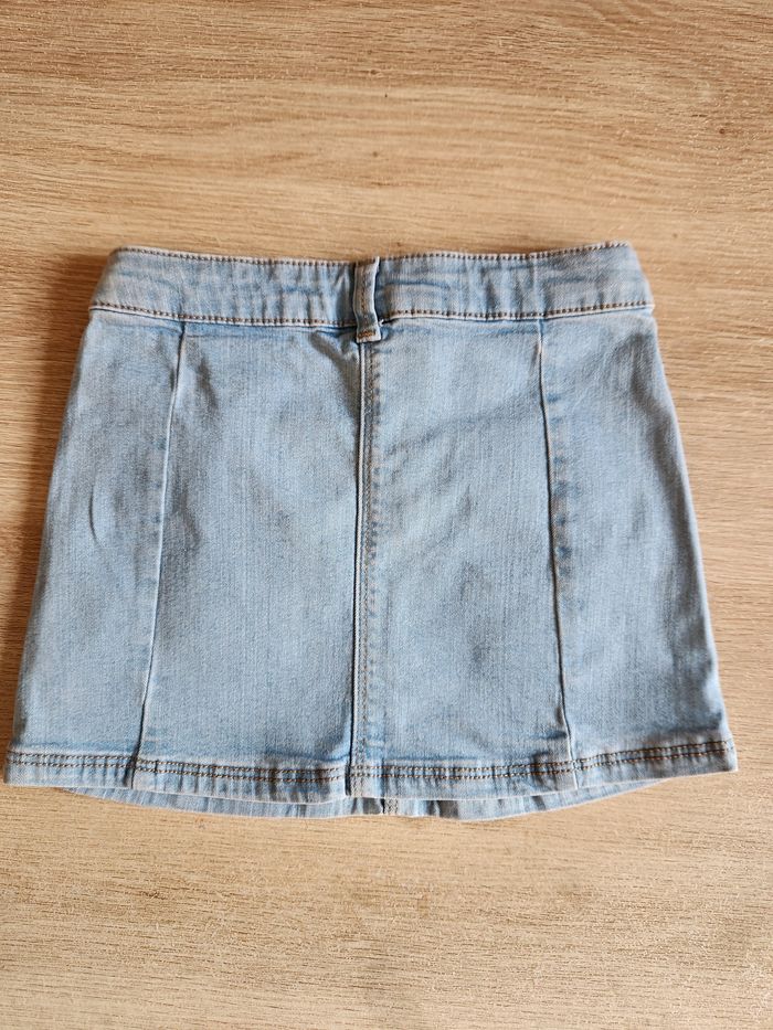 Jupe C&A, taille 6 ans - photo numéro 2