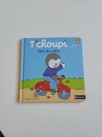 Tchoupi fait du vélo