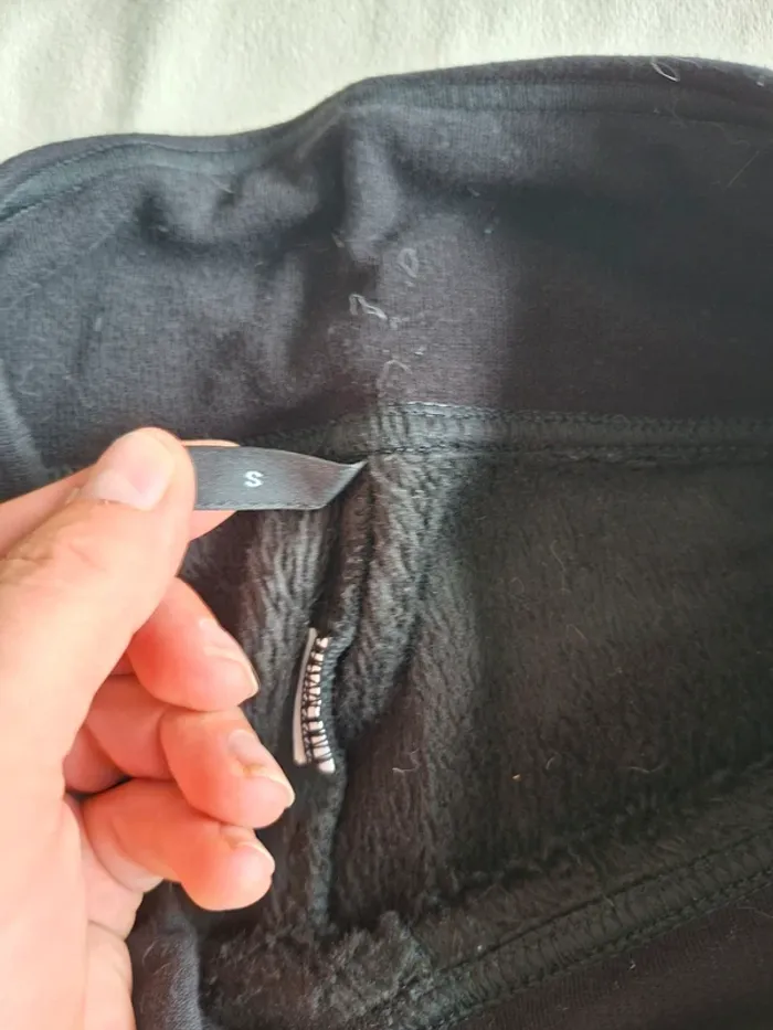 pantalon de sport, jogging, noir marque Calzedonia, taille S, en très bon état - photo numéro 3